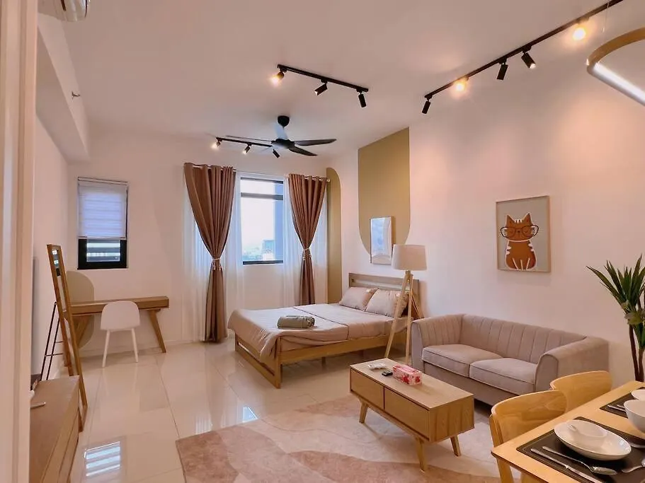 קואלה לומפור Cozy & Homely Chambers Kl@3 Mins Walking Distance To Lrt & Monorail