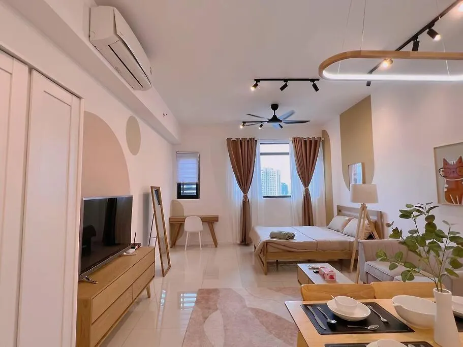 Cozy & Homely Chambers Kl@3 Mins Walking Distance To Lrt & Monorail Куала-Лумпур Малайзия